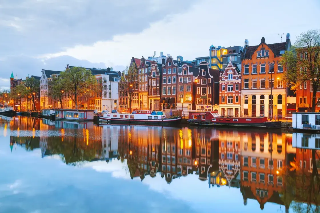Study in Netherlands - for students from Bangladesh